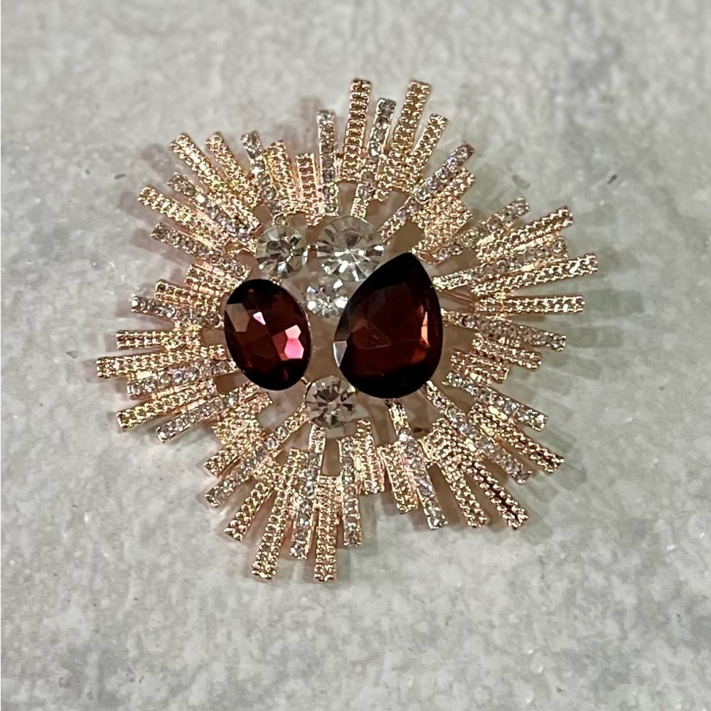 Vintage Inspired Faux Crystal Brooch NWOT